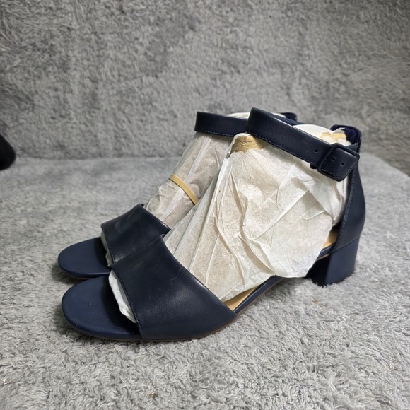 Clarks Dressy Sandals Open Toe Navy Leather Block Heel Women Size 11 - Picture 2 of 6